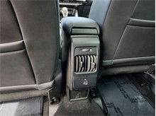 Vehicle Thumb #24