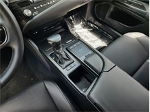 Vehicle Thumb #20