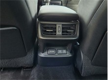 Vehicle Thumb #27