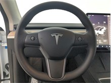 Vehicle Thumb #16