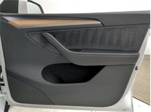 Vehicle Thumb #27