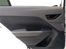 Vehicle Thumb #25