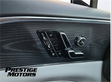 Vehicle Thumb #12