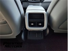 Vehicle Thumb #19