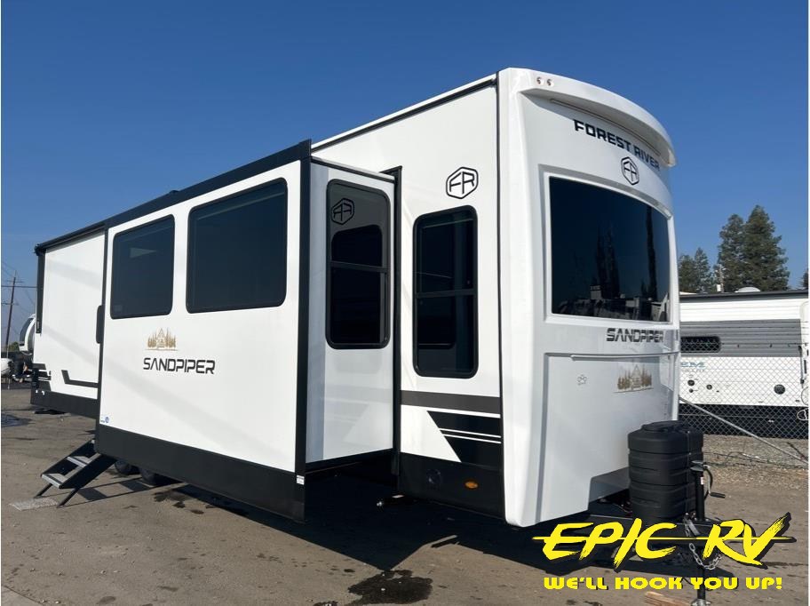 2026 Forest River Sandpiper 389HBFL from Epic RV 