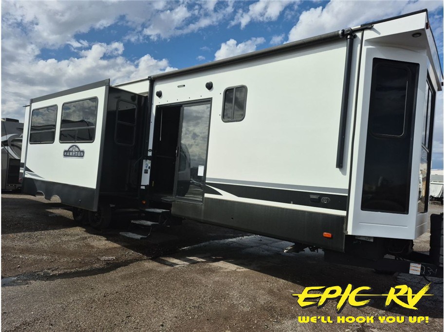 2023 KEYSTONE  Hampton 378DBB from Epic RV 