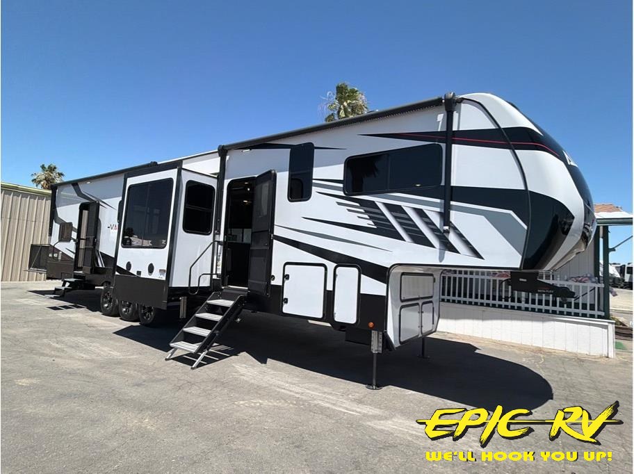 2023 Alliance Valor M43V13 from Epic RV 