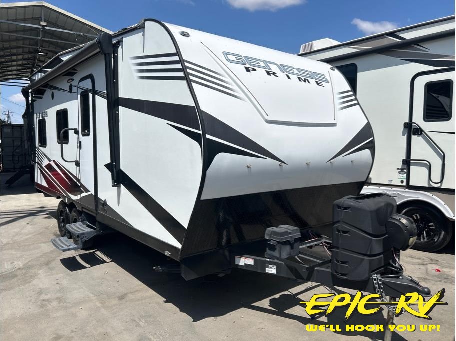 2022 Genesis Supreme Prime 1915 from Epic RV 