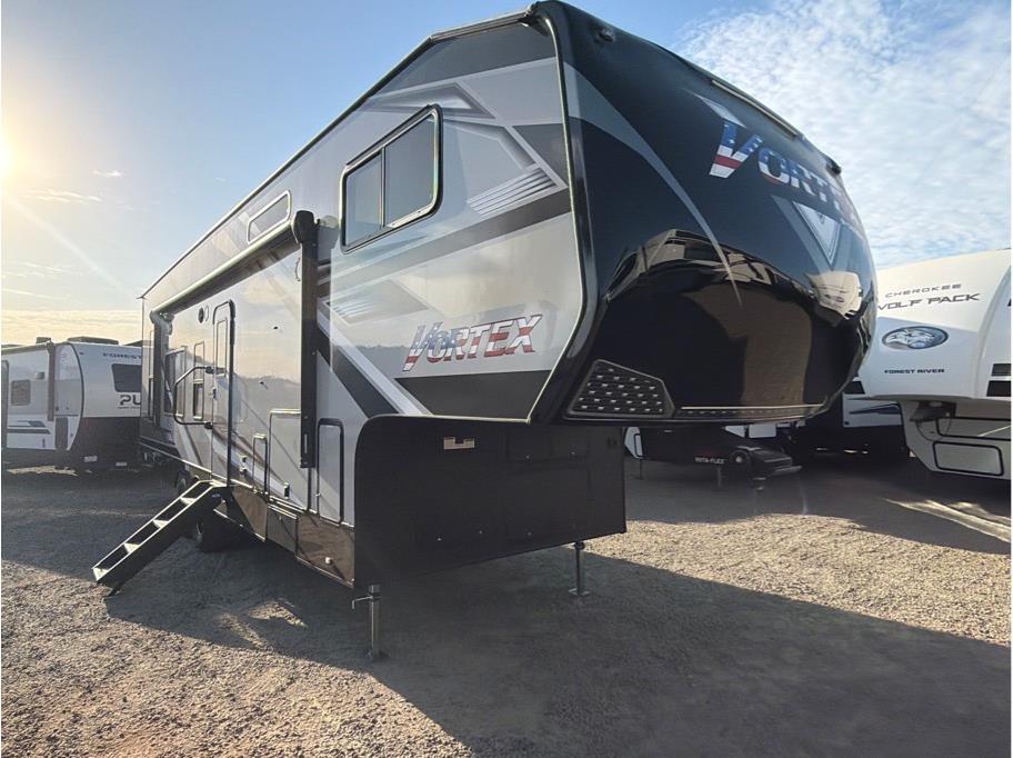 2027 Genesis Supreme Vortex 3219CRSB
