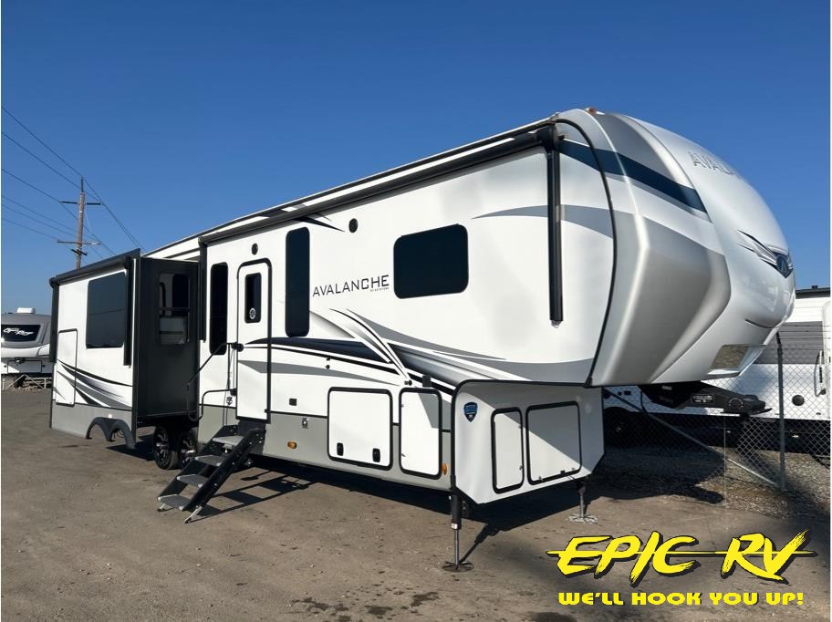 2022 Keystone Avalanche 338GK from Epic RV 