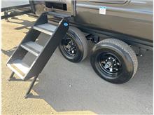 Vehicle Thumb #20