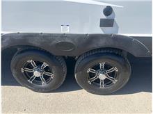 Vehicle Thumb #20