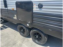 Vehicle Thumb #8