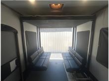 Vehicle Thumb #18