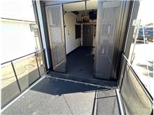 Vehicle Thumb #31