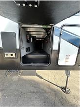 Vehicle Thumb #12