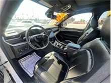 Vehicle Thumb #12