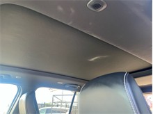 Vehicle Thumb #21