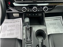 Vehicle Thumb #15