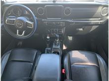 Vehicle Thumb #11