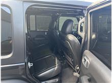 Vehicle Thumb #13