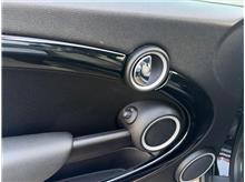 Vehicle Thumb #10
