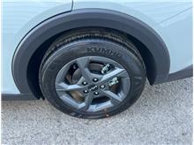 Vehicle Thumb #20