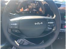 Vehicle Thumb #17