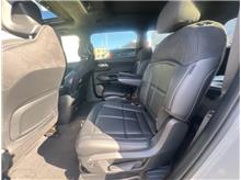 Vehicle Thumb #11