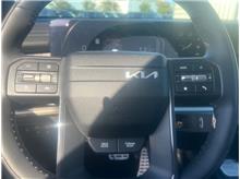 Vehicle Thumb #16