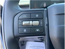 Vehicle Thumb #17