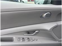 Vehicle Thumb #17