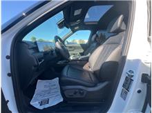 Vehicle Thumb #14