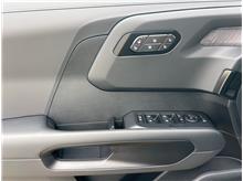 Vehicle Thumb #13