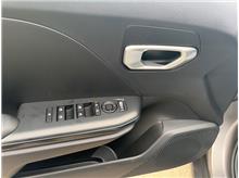 Vehicle Thumb #14
