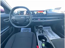Vehicle Thumb #9