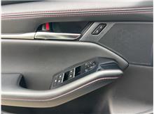 Vehicle Thumb #13