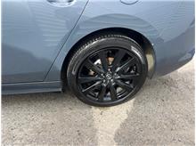 Vehicle Thumb #17