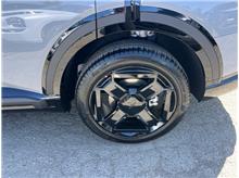 Vehicle Thumb #21