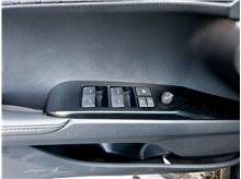 Vehicle Thumb #20