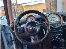 Vehicle Thumb #22