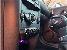 Vehicle Thumb #24