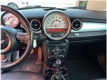 Vehicle Thumb #26