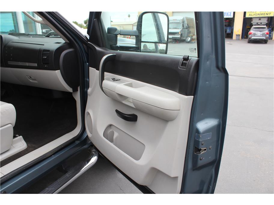 2009 Chevrolet Silverado 2500HD 1LT - Photo 7