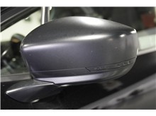 Vehicle Thumb #23