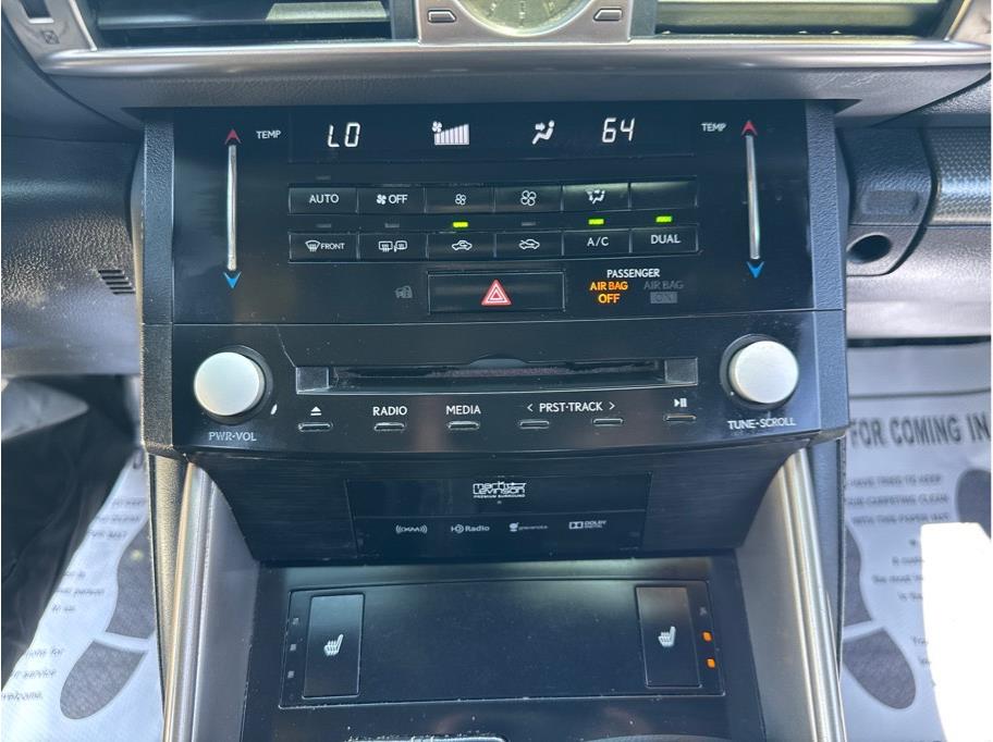 2014 Lexus IS 350 - Photo 20