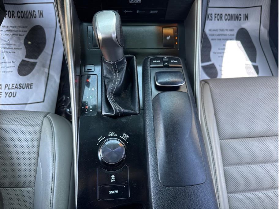 2014 Lexus IS 350 - Photo 21