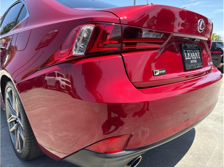 2014 Lexus IS 350 - Photo 38