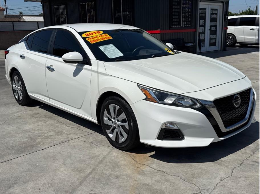 2019 Nissan Altima from Levant Motors