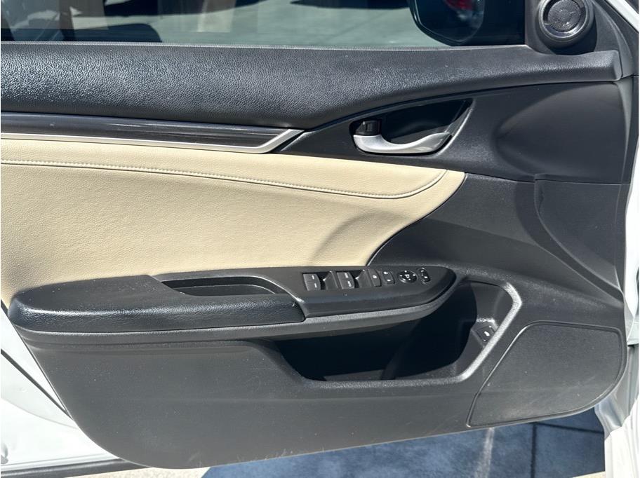 2021 Honda Civic EX-L - Photo 10